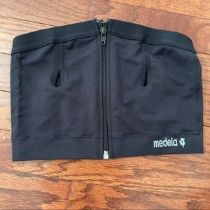 Madela Strapless Black pumping bra Size M NWOT